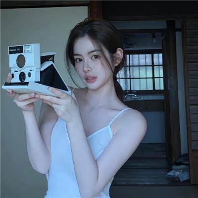 夜莺不是唯一的歌喉